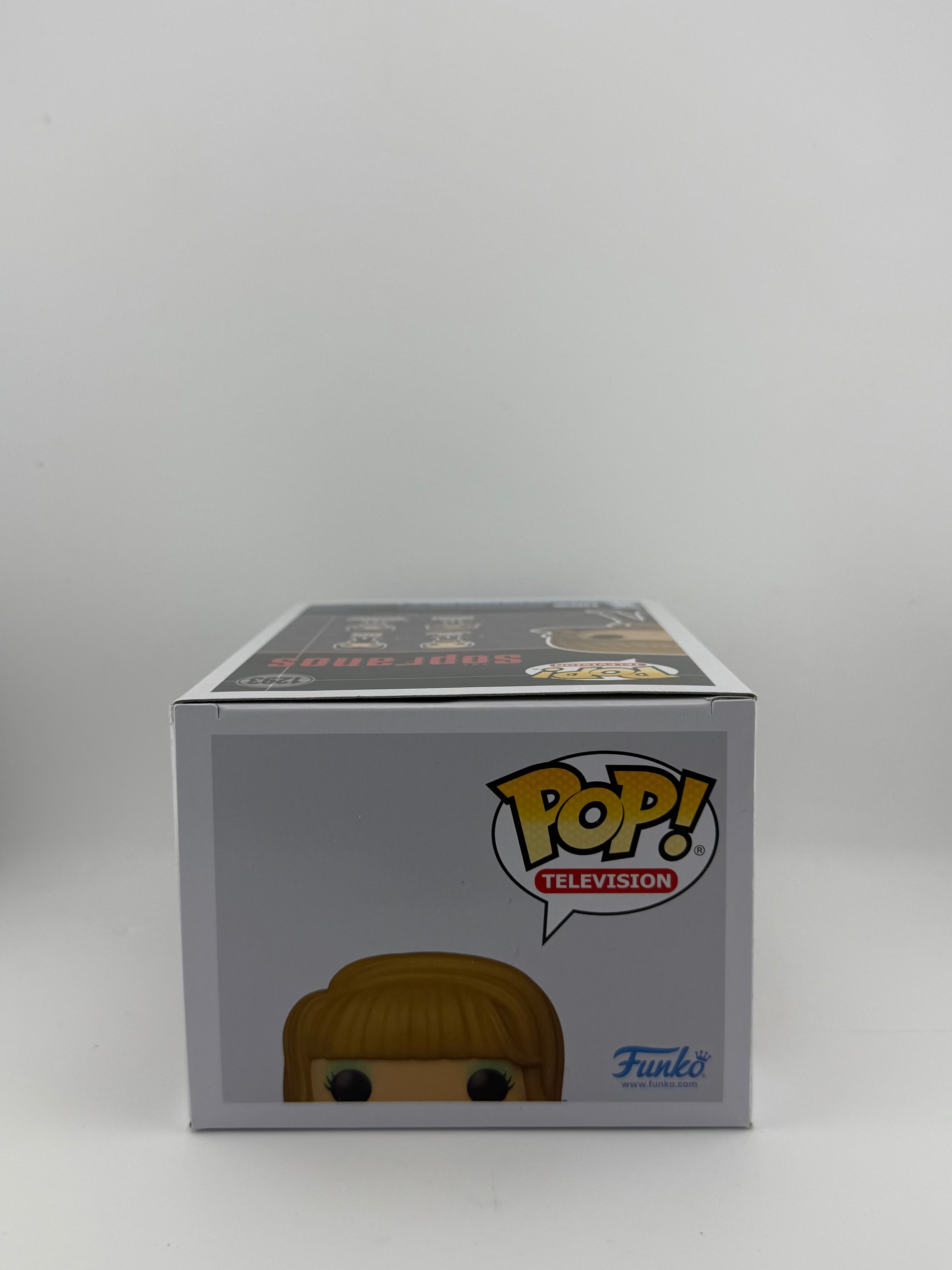 Funko POP! SIGNED CARMELA SOPRANO 1293