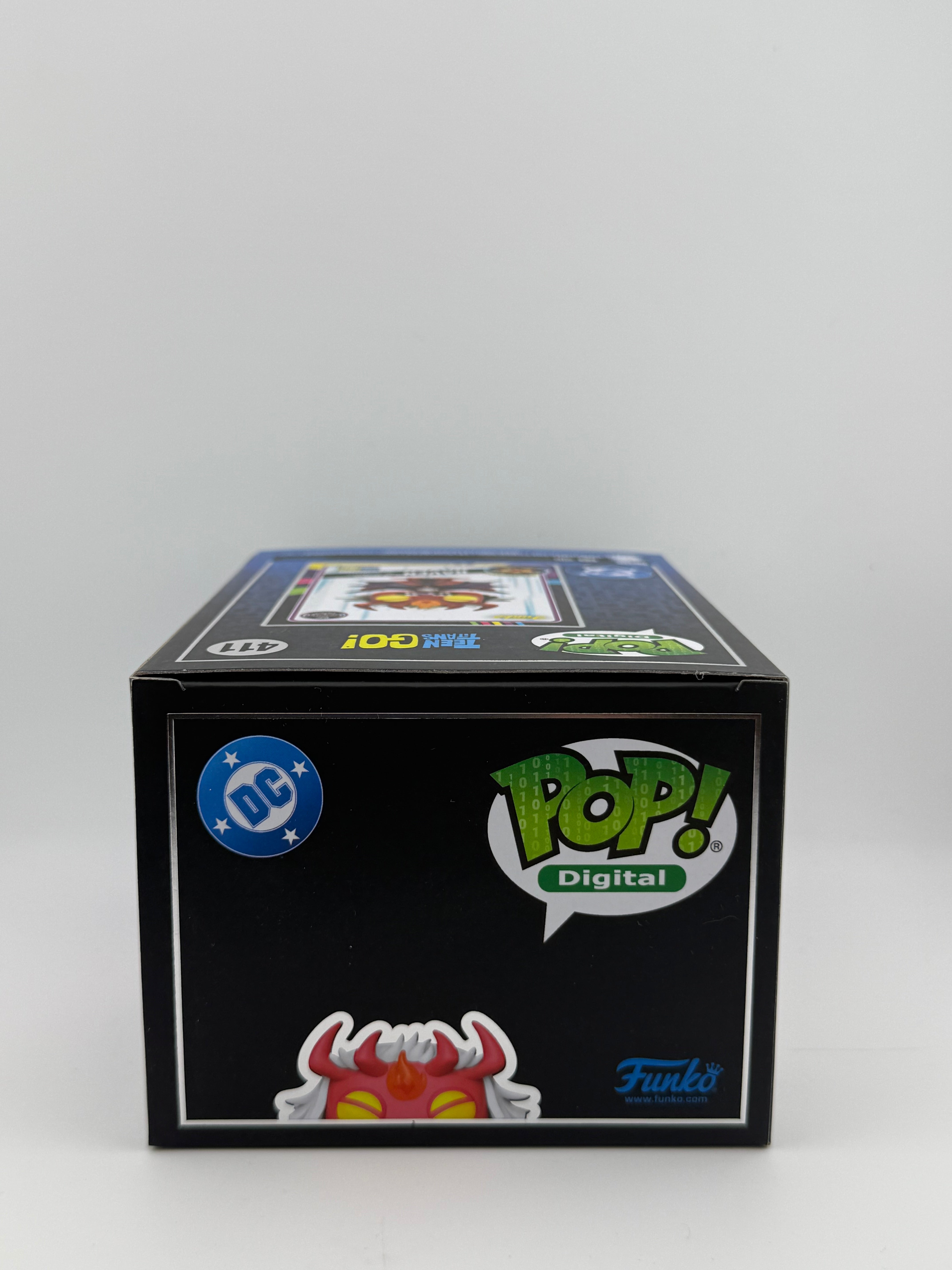 Funko POP! RAVEN AS DEMON OF AZARATH 411 GITD NFT EXCLUSIVE LE 1117