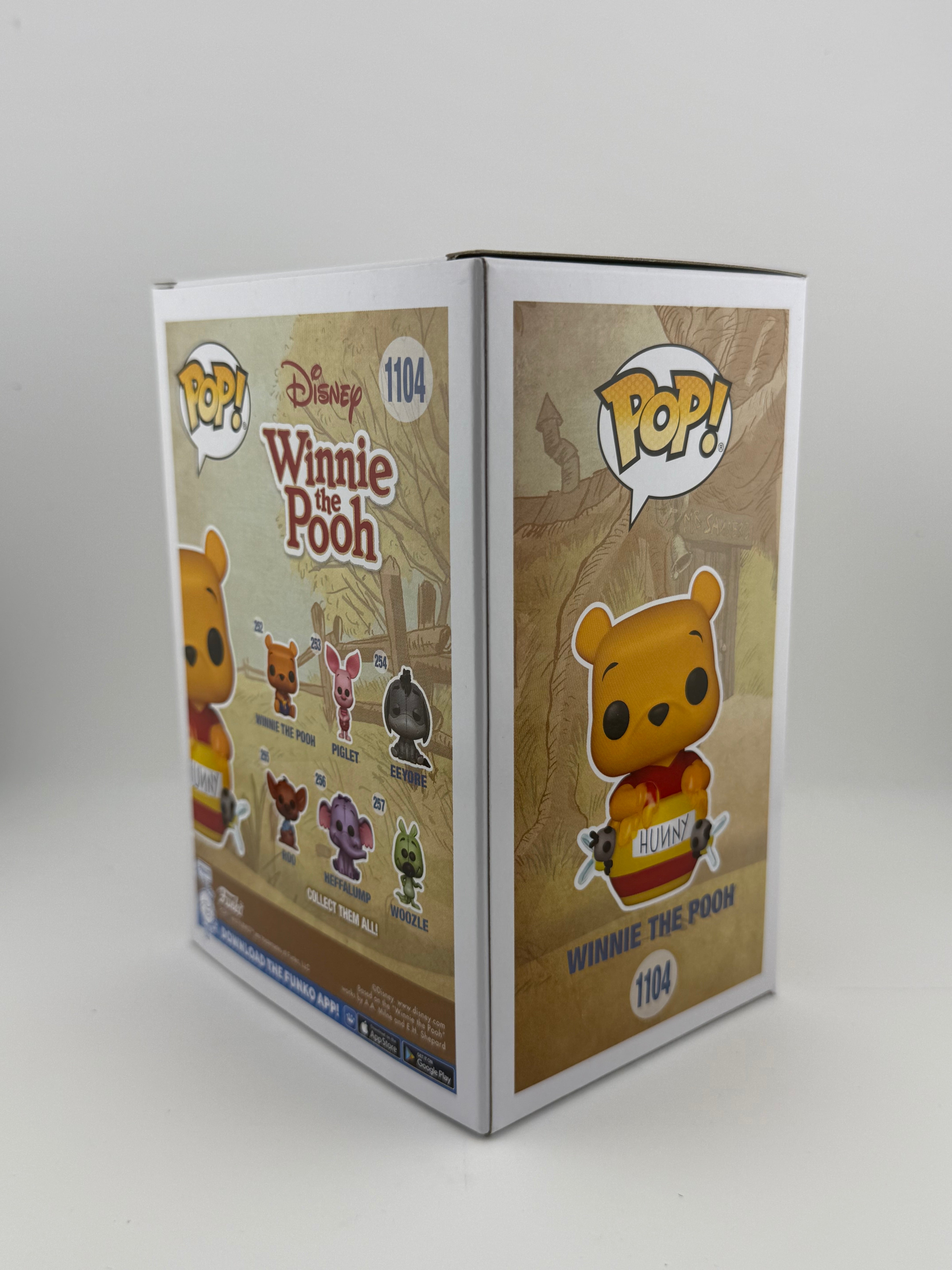 Funko POP! WINNIE THE POOH 1104 DIAMOND COMFEST 2024 EXCLUSIVE