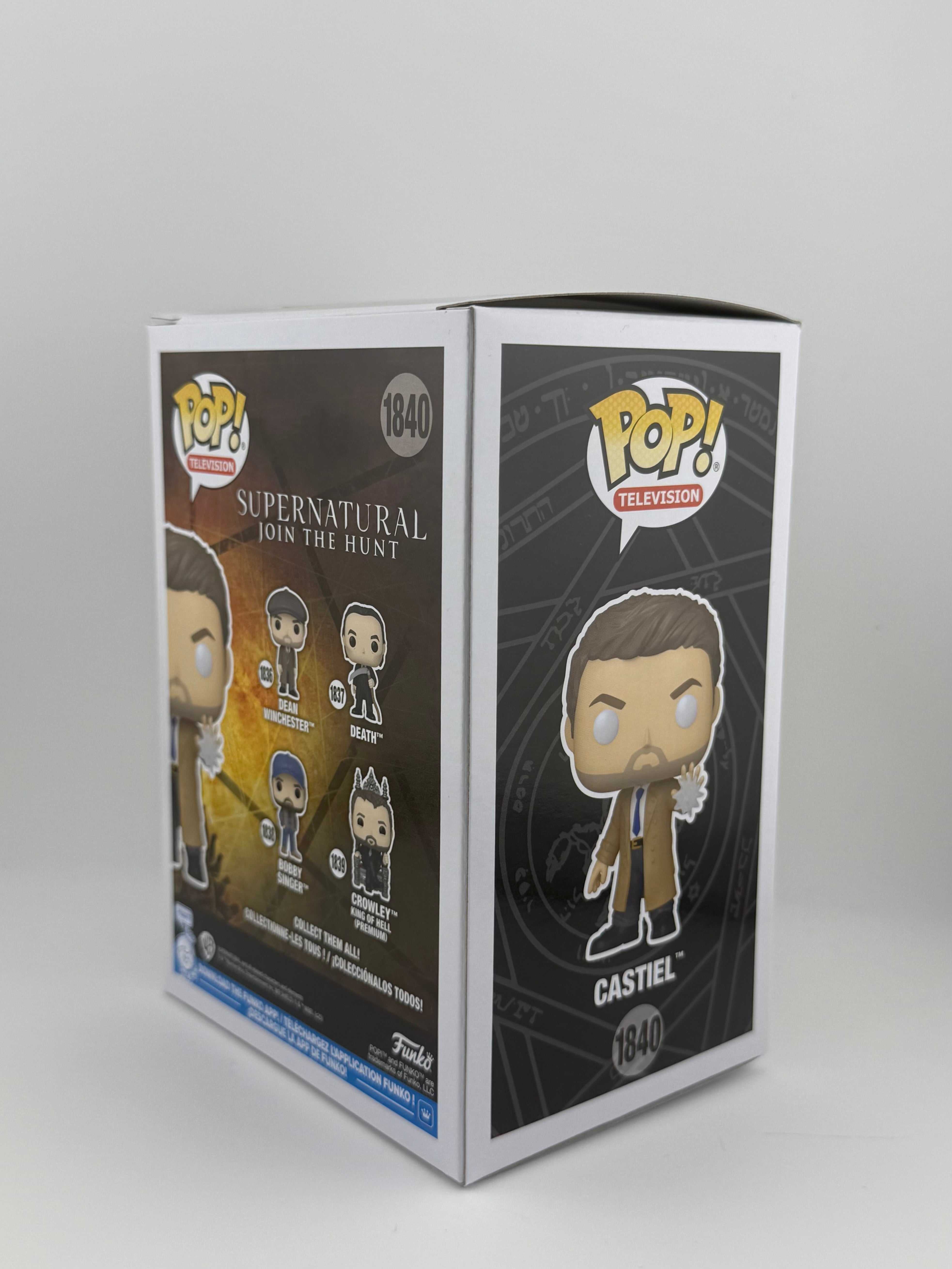 Funko POP! CASTIEL 1840 GITD FUNKO SHOP EXCLUSIVE