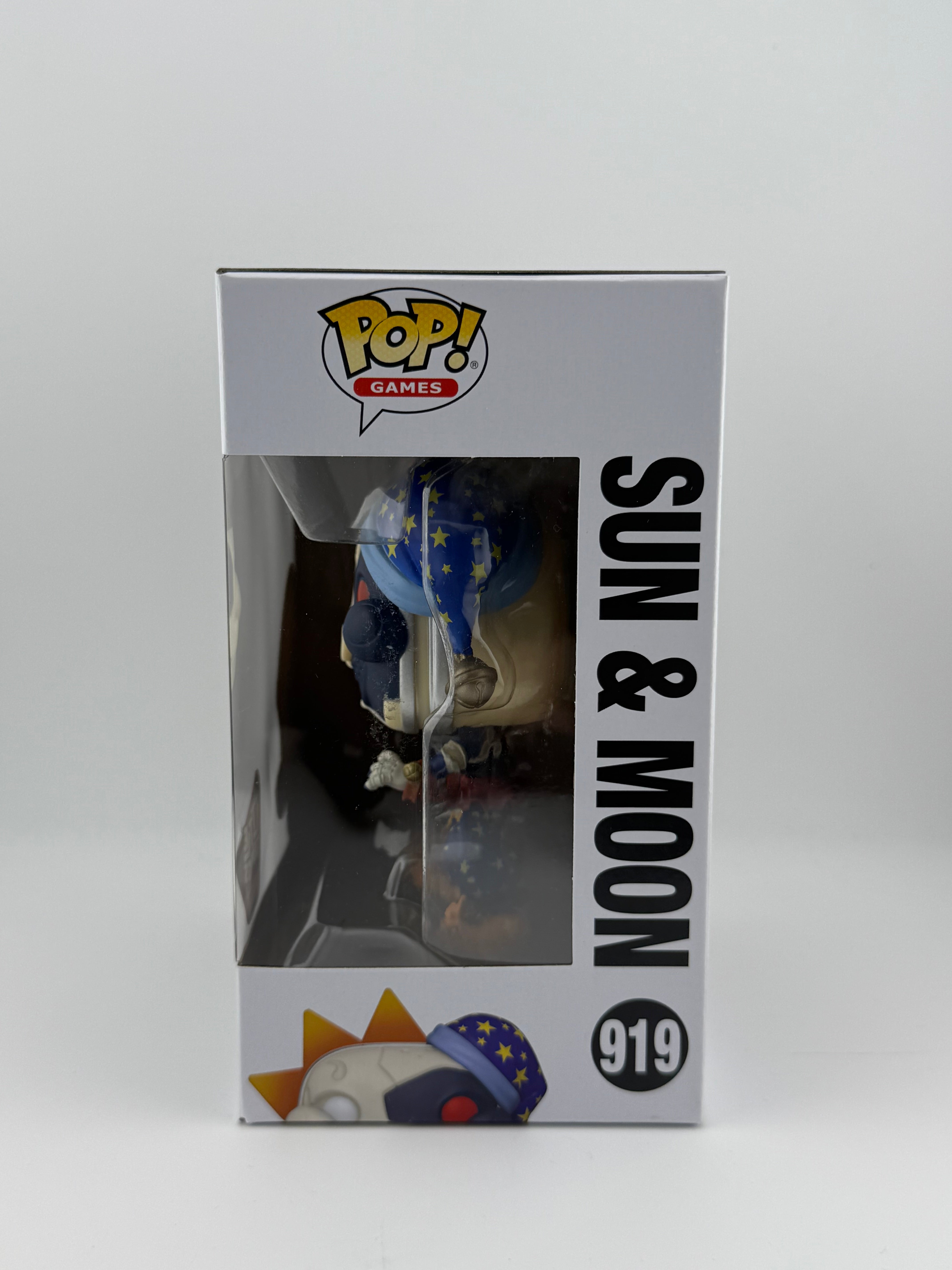 Funko POP! SUN & MOON 919 THE LITTLE THINGS EXCLUSIVE