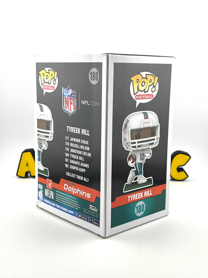 Tyreek Hill 180 Autographed + Beckett Certified - Funko Pop!