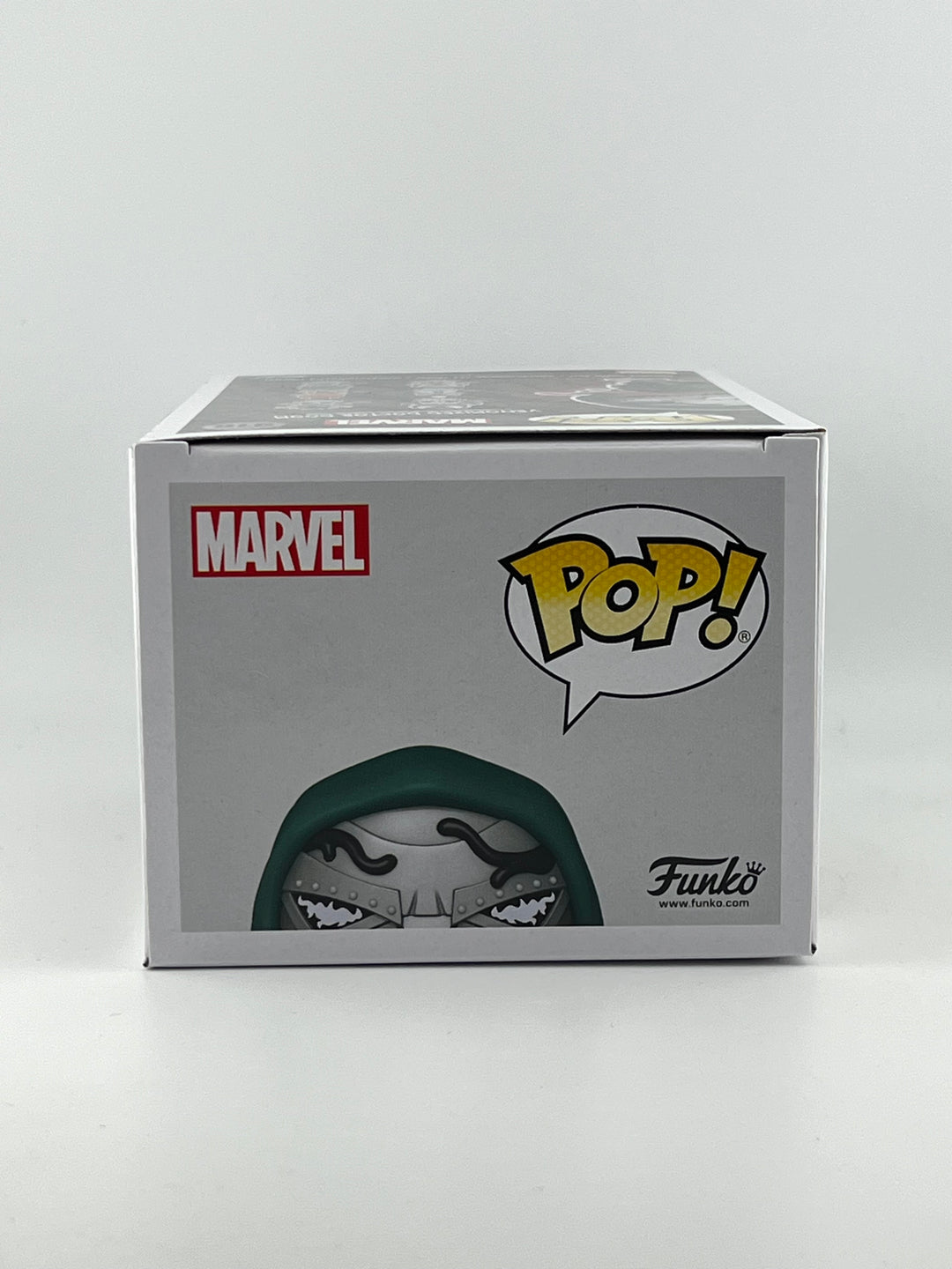 Funko Pop! Venomized Doctor Doom 916 GITD Chase FYE Exclusive