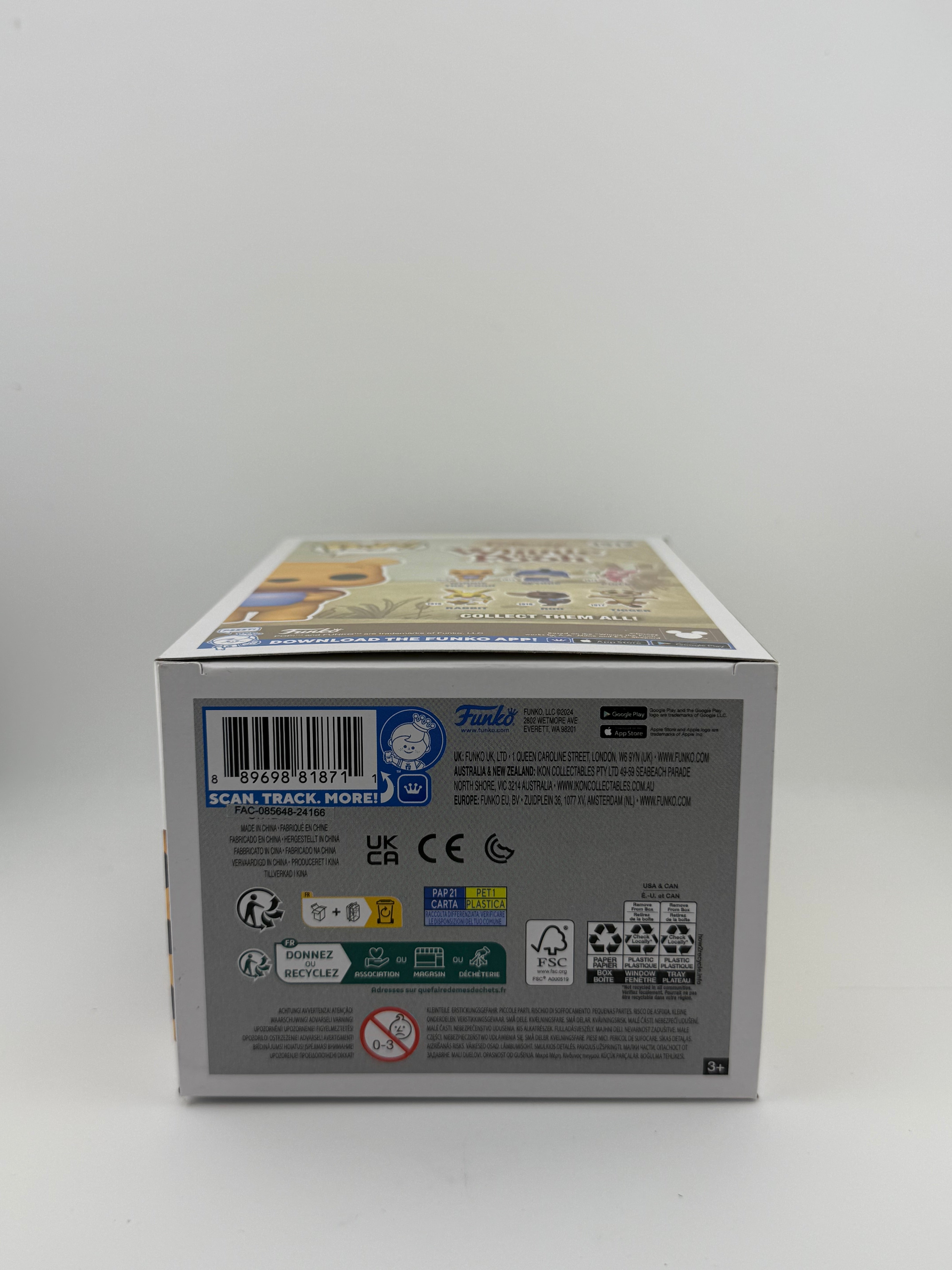 Funko POP! WINNIE THE POOH 1512 FLOCKED FUNKO SHOP EXCLUSIVE LE 5000